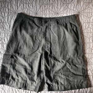 Champs Sports Gear Men's Shorts Size 38